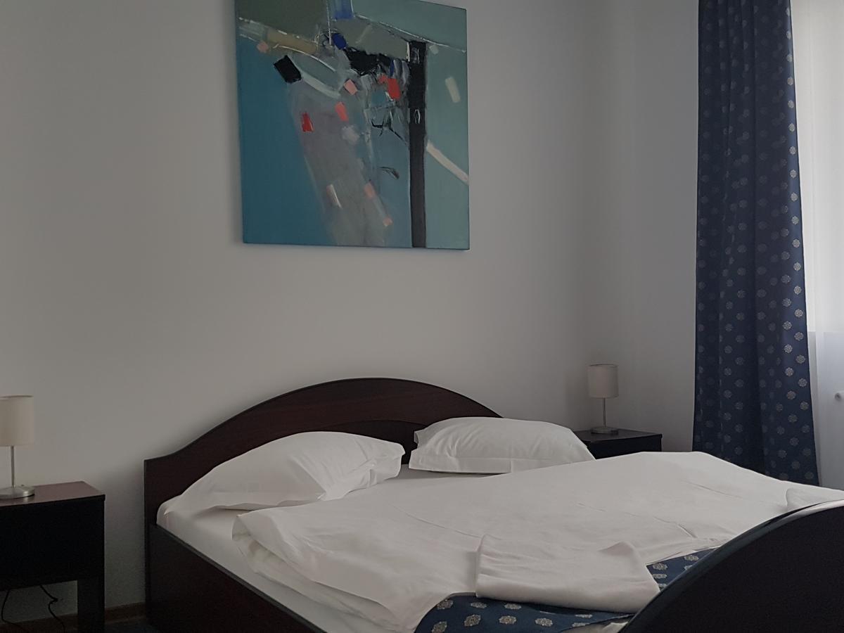 Pension Yasmine Тимишоара Экстерьер фото